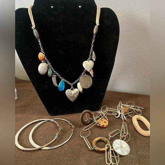 American Eagle Boho Chic Necklace & Earring Set - Picture 15 of 15